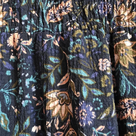 Maurices Navy Floral Dress Size 2x - Picture 2 of 4